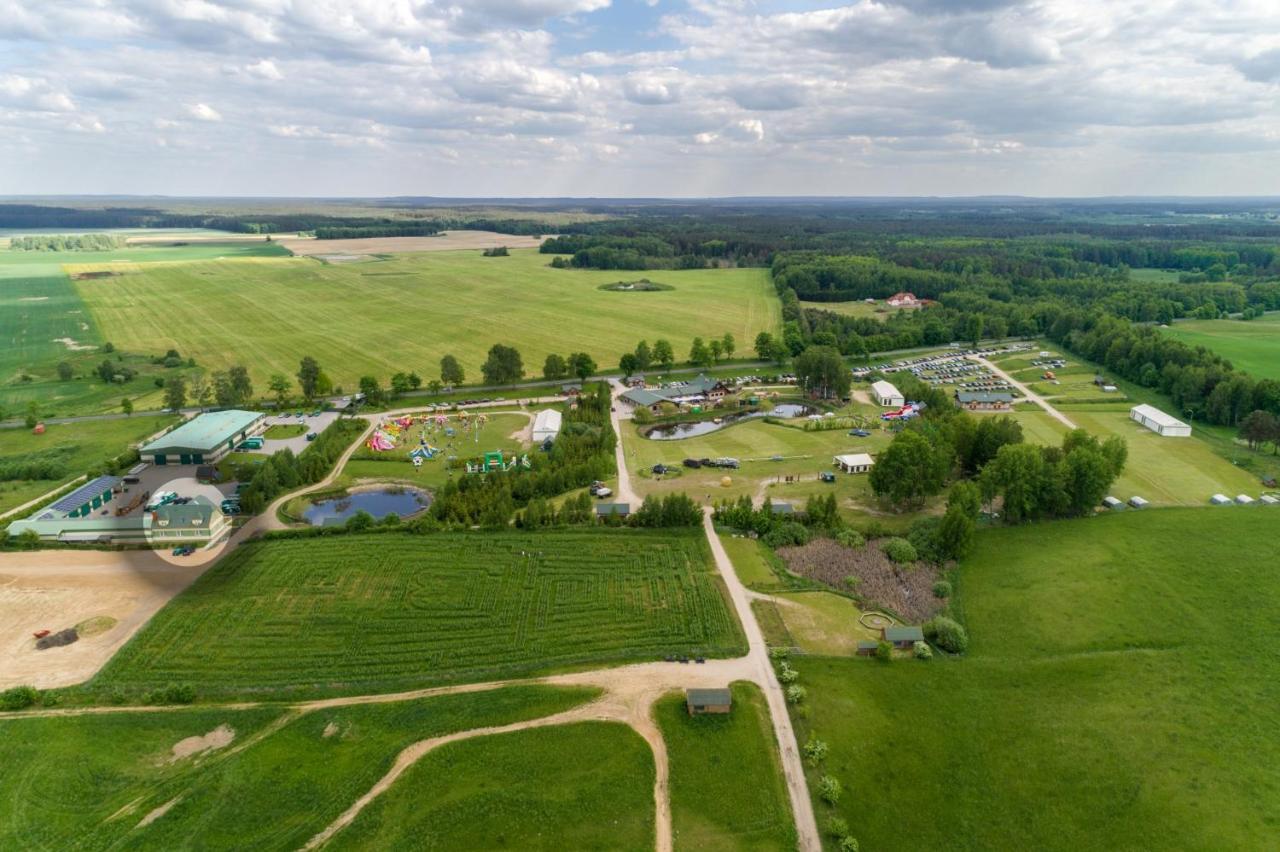 Pokoje Goscinne Butryny Buitenkant foto